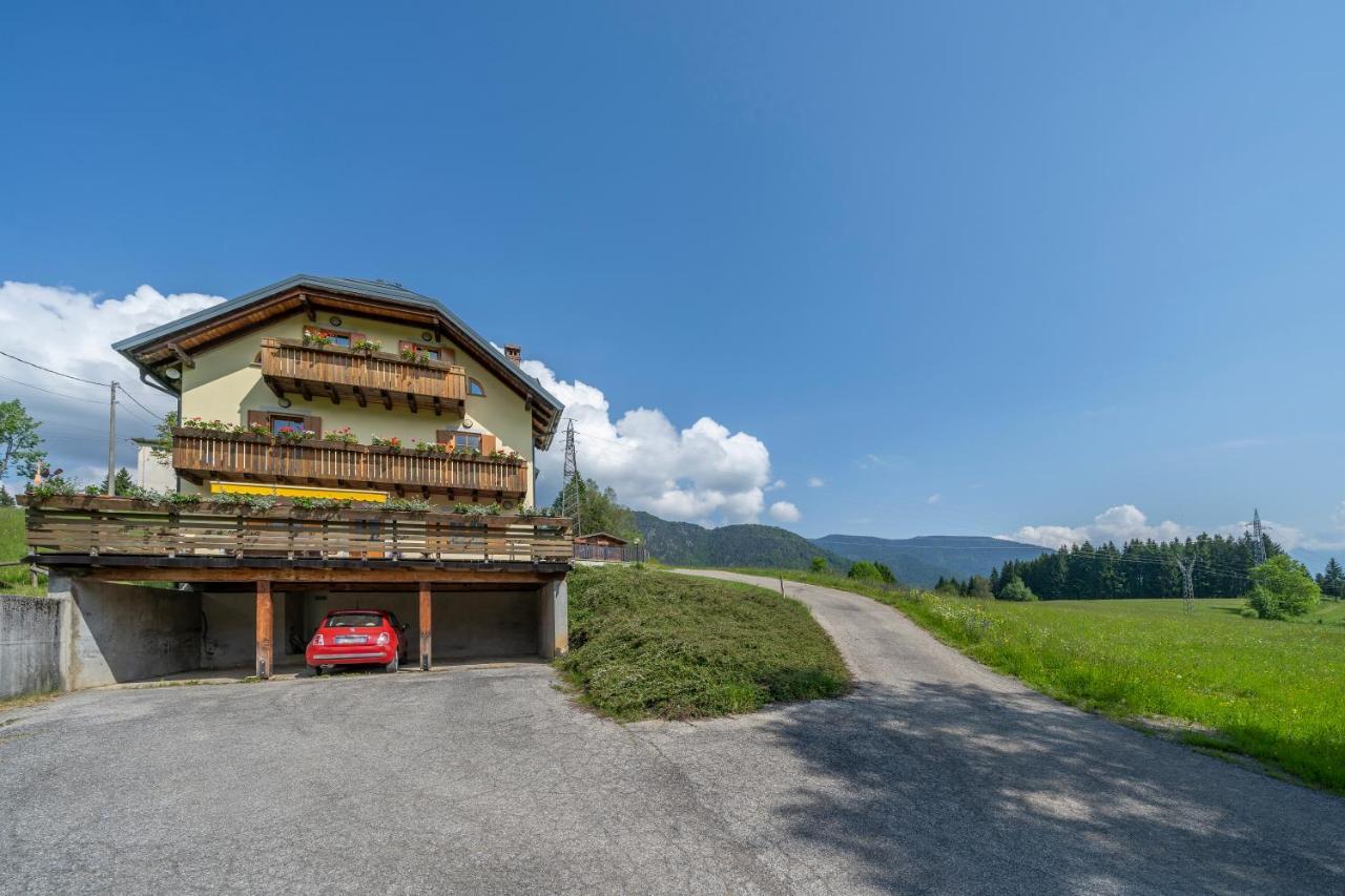 Casa Il Tiglio Apartment Tarvisio Exterior photo